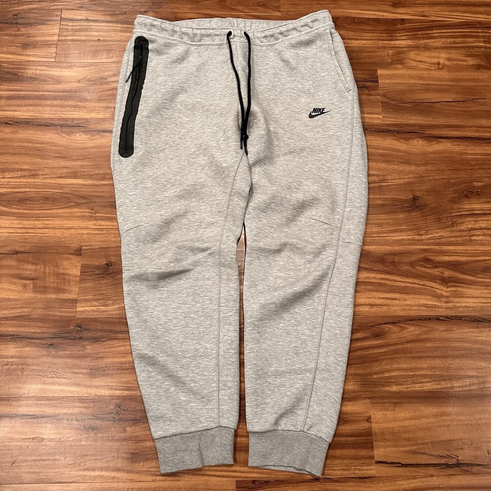 Nike Sweatpants Mens 2XL Gray Fleece Joggers Zip Pocket Elastic Waist Swoosh